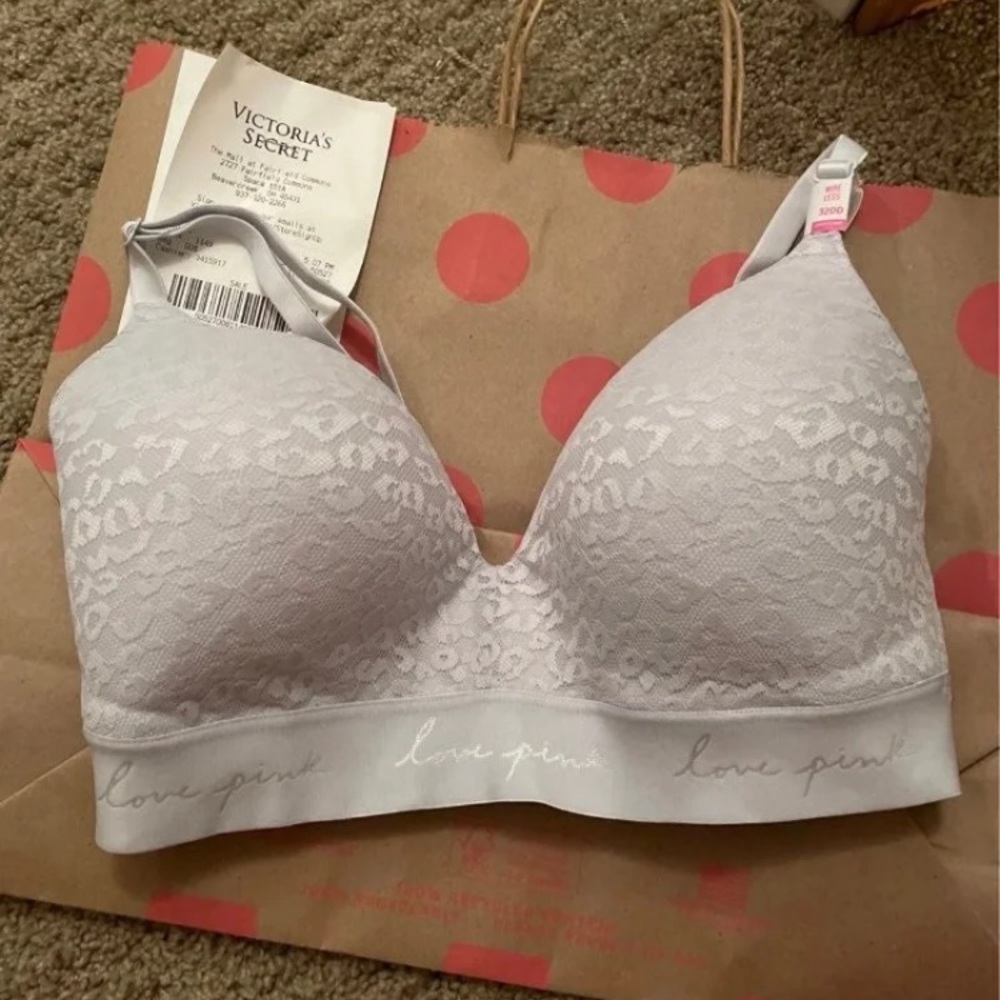 Victoria’s Secret wireless lightly lined bra